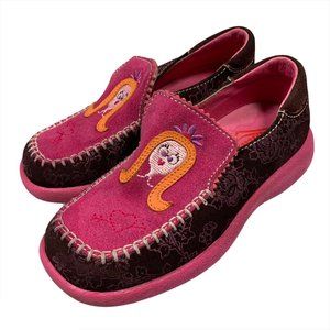RARE Oilily Girls Kids Shoes Floral Design and Embroidery Pink and Burgundy